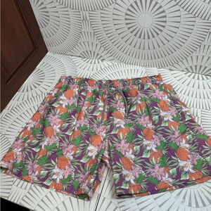Boardies Men’s Aloha Shorts Size Large Elastic Waistband with Drawstring Closure